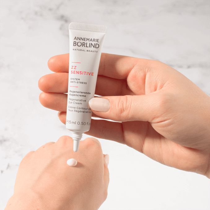 ZZ Sensitive System Anti-Stress Regenerative Eye Cream