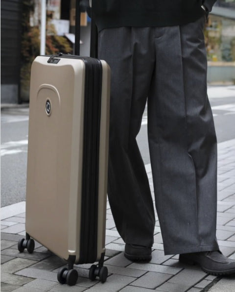 Ανακαλύψτε τις βαλίτσες Senz: Ο απόλυτος σύντροφος ταξιδιού